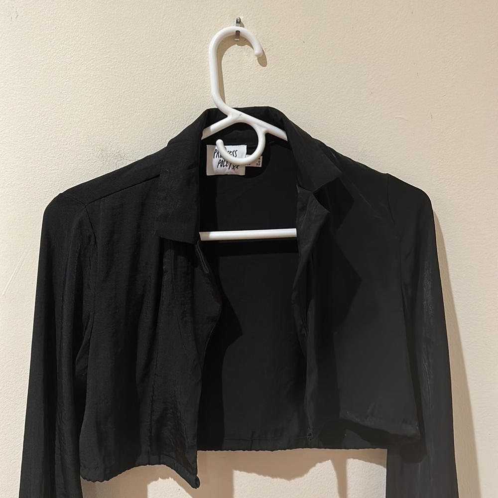 Princess Polly Women’s Black Long Sleeved Crop Top Size 0